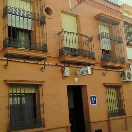 Pension Larra Mairena De Alcor Exteriér fotografie