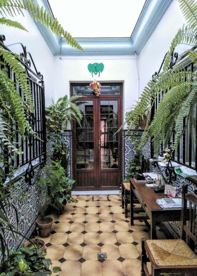 Pension Larra Mairena De Alcor Exteriér fotografie